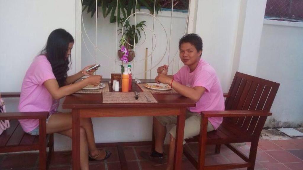 Ropanha Boutique Hotel Sihanoukville Luaran gambar